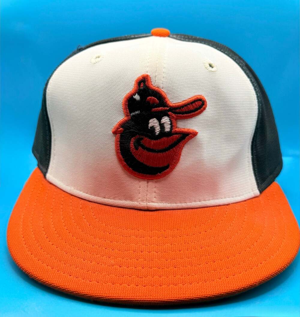 Vintage 1990s New Era Diamond Collection Balt Orioles Tri-Color Home Fitted Hat